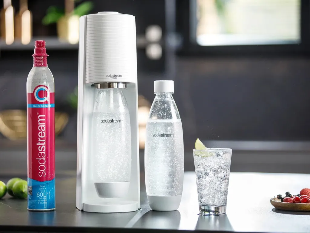 Sodastream Wassersprudler Terra White + 1 X PET Flasche + CO²Zylinder + 2x Pepsi Max Sirup Lime/Cherry 3 Sodastream Wassersprudler Terra White + 1 X PET Flasche + CO²Zylinder + 2x Pepsi Max Sirup Lime/Cherry – Bild 3