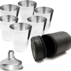 Outdoor Saxx® - 8-Teiliges Edelstahl-Becher Set, 6 Unzerbrechliche Schnaps-Becher, Schnaps-Gläser Aus Metall, Metall-Becher Mit Einfüll-Trichter Und Leder-Tasche, Ideales Flachmann-Zubehör 7 Outdoor Saxx® - 8-Teiliges Edelstahl-Becher Set, 6 Unzerbrechliche Schnaps-Becher, Schnaps-Gläser Aus Metall, Metall-Becher Mit Einfüll-Trichter Und Leder-Tasche, Ideales Flachmann-Zubehör -Brutzellust Verkaufsgeschäft 2e9508b6198bd8338a3f9dda89430a3d