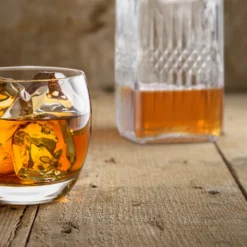 Relaxdays Whisky Karaffe -Brutzellust Verkaufsgeschäft 4681d15517f48b94c28c66b565022a91