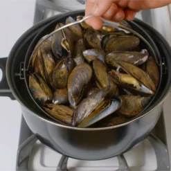 Genius World´s Greatest Pot | Topf Mit Siebeinsatz Ø 25 Cm | Set 3-tlg.; A24655 15 Genius World´s Greatest Pot | Topf Mit Siebeinsatz Ø 25 Cm | Set 3-tlg.; A24655 -Brutzellust Verkaufsgeschäft 4e2b4f8e28dc0974fccab1cfc3a6caf6