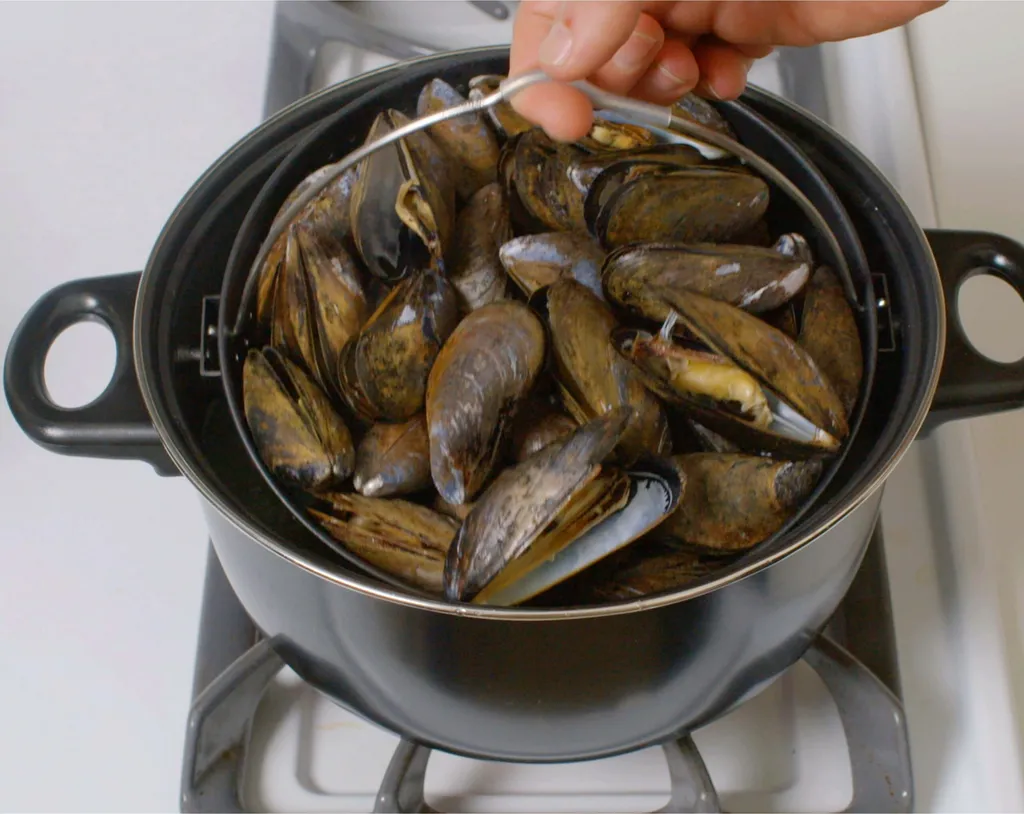 Genius World´s Greatest Pot | Topf Mit Siebeinsatz Ø 25 Cm | Set 3-tlg.; A24655 6 Genius World´s Greatest Pot | Topf Mit Siebeinsatz Ø 25 Cm | Set 3-tlg.; A24655 – Bild 6