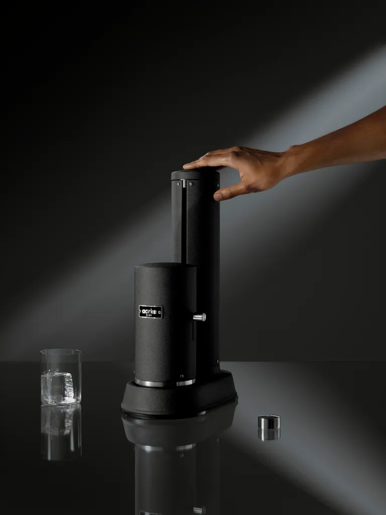 AARKE Wassersprudler Carbonator Pro Mattte Black Schwarz Glasflasche Edelstahl 9 AARKE Wassersprudler Carbonator Pro Mattte Black Schwarz Glasflasche Edelstahl – Bild 9