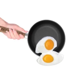 Nuovva Kupfer Bratpfanne - Keramische Antihaftbeschichtung - Holzgriff Bratpfanne - Ø 24 Cm Induktion - PTFE-frei 9 Nuovva Kupfer Bratpfanne - Keramische Antihaftbeschichtung - Holzgriff Bratpfanne - Ø 24 Cm Induktion - PTFE-frei -Brutzellust Verkaufsgeschäft 76b3955e449c6a832905c3fdc924f11c