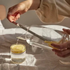 AARKE Karaffe Mit Rührlöffel Nesting Carafe Und Mixing Spoon Kristallglas 1,1L 23 AARKE Karaffe Mit Rührlöffel Nesting Carafe Und Mixing Spoon Kristallglas 1,1L -Brutzellust Verkaufsgeschäft 807ed4991ec199e7134d20aaeadf76af