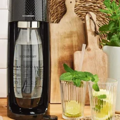 Sodastream Wassersprudler EASY Incl. PET-Flasche 1 L Und 1 Co²-Kohlensäurezylinder, Schwarz 34 Sodastream Wassersprudler EASY Incl. PET-Flasche 1 L Und 1 Co²-Kohlensäurezylinder, Schwarz -Brutzellust Verkaufsgeschäft b484de521b56bbd874e1f16ccb4ffe21