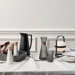 Rosendahl GRAND CRU MOUTHBLOWN Wasserkaraffe Smoke 13 Rosendahl GRAND CRU MOUTHBLOWN Wasserkaraffe Smoke -Brutzellust Verkaufsgeschäft bc1fff6ce7cbfd89f1822ce9edcc8cc1