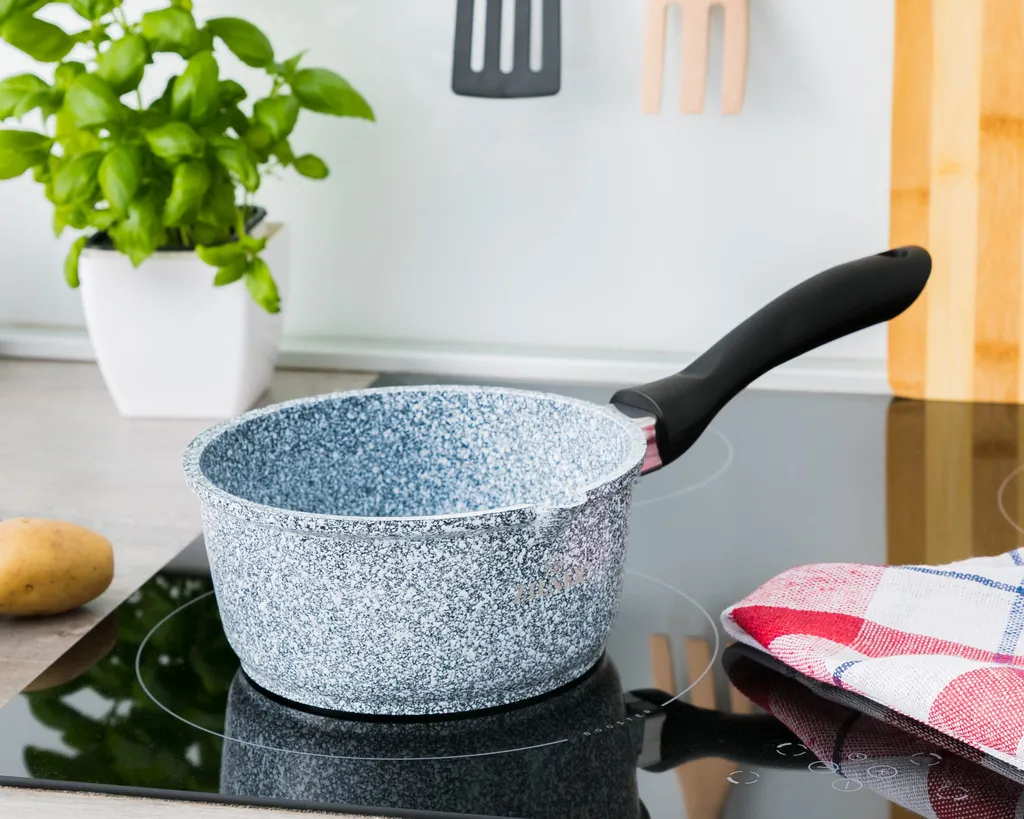 Graue Töpfe Und Kasserolle Mit Marmorbeschichtung 19 Graue Töpfe Und Kasserolle Mit Marmorbeschichtung – Bild 19