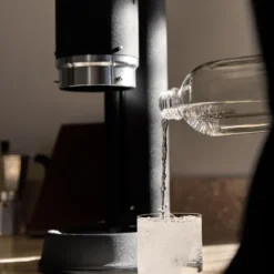 AARKE Wassersprudler Carbonator Pro Mattte Black Schwarz Glasflasche Edelstahl 23 AARKE Wassersprudler Carbonator Pro Mattte Black Schwarz Glasflasche Edelstahl -Brutzellust Verkaufsgeschäft da61856a3de3daefa157ddfe587c8e72