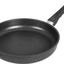 AMT Gastroguss I-528 Bratpfanne, 28 Cm Max. Durchmesser, Gusseisen/Gussaluminium, Induktionsherd-geeignet, Antihaftbeschichtung -Brutzellust Verkaufsgeschäft e46371a0ce0d6964c3d7b41fdd15191f