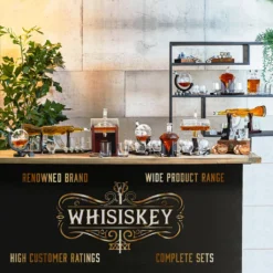 Whisiskey - Whisky Karaffe – Twisted Dekanter Set - Whiskey Karaffe Set - 1000ML - Geschenke Für Männer - Inkl. 8 Whisky Steine, Zange & 2 Whisky Gläser -Brutzellust Verkaufsgeschäft fcd7f72e511d0215db3cb38327f25258
